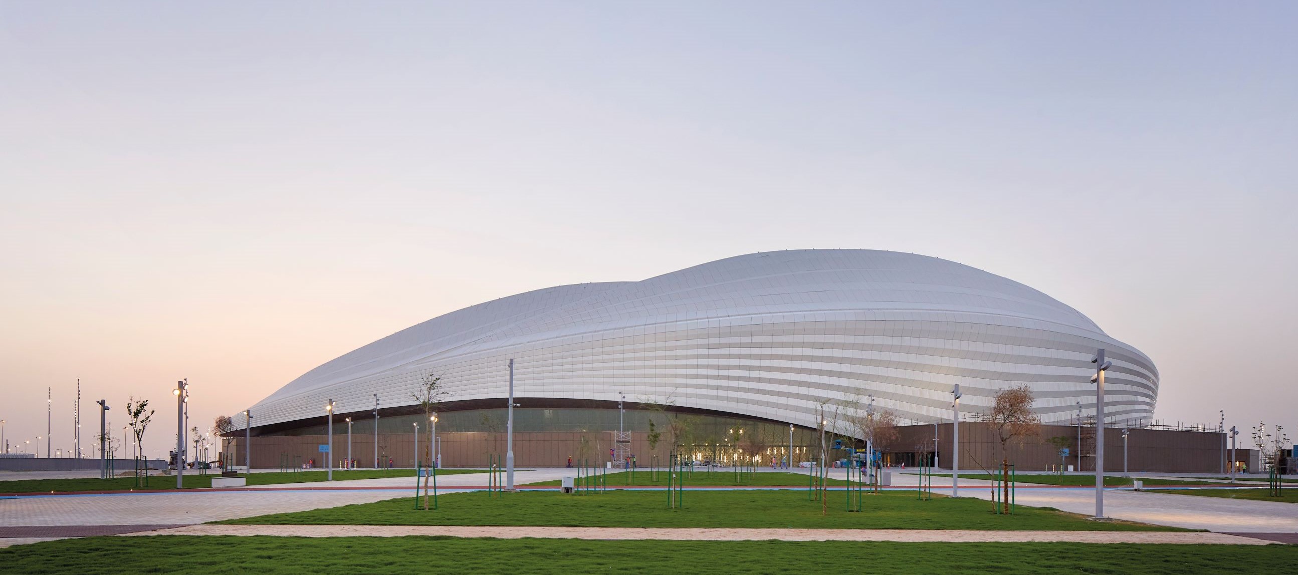 Next-Gen Stadiums: AL JANOUB STADIUM 未来系体育场 - 以球场连结卡达海洋文化