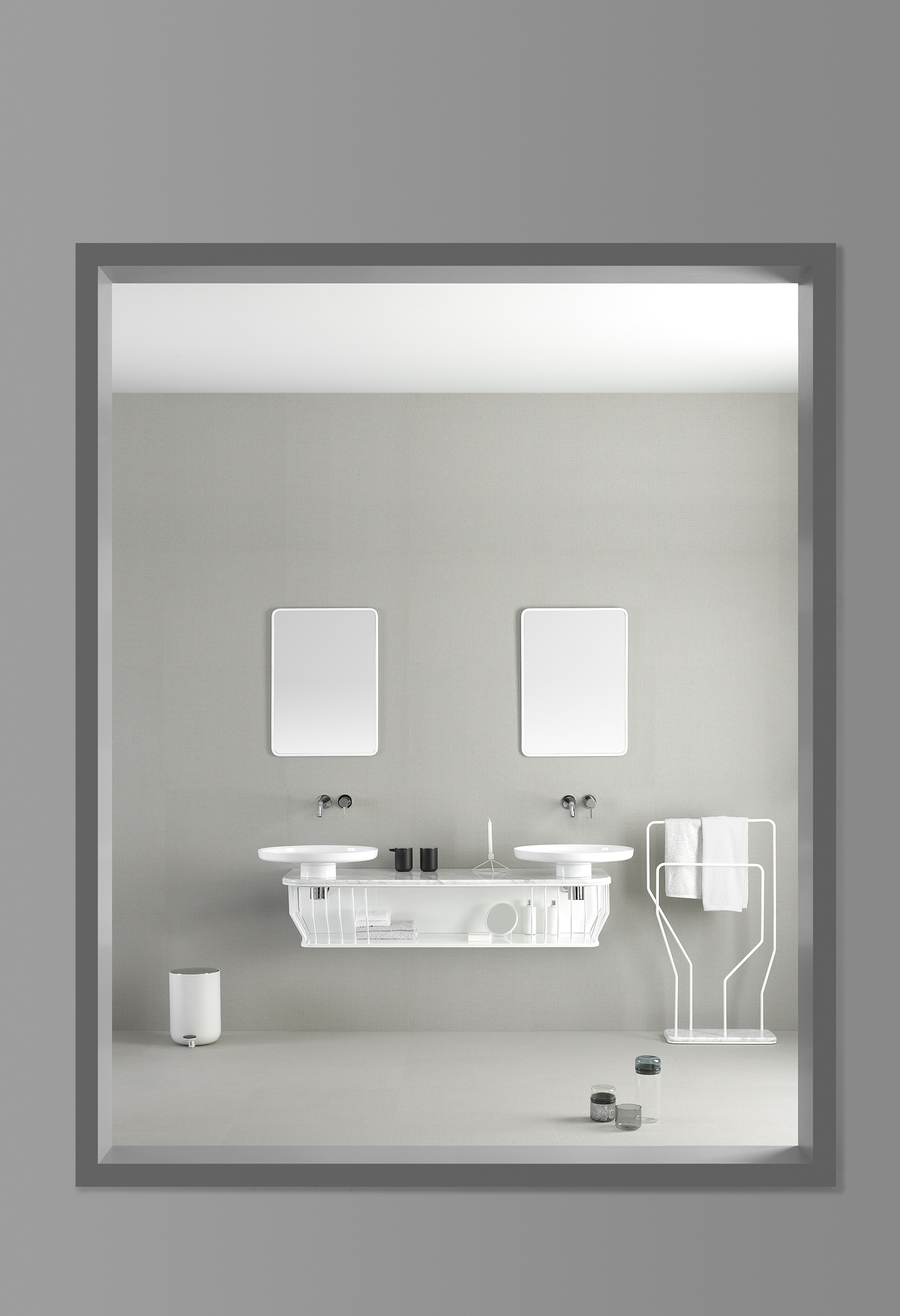 與西班牙衛浴品牌 INBANI 合作的 Bowl 系列，跳脫浴室用品的刻板傳統形象。
