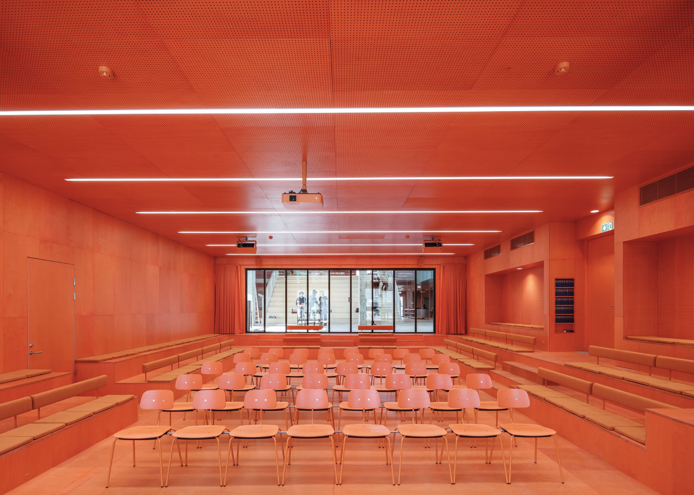 NEW MODERN SCHOOL BUILDINGS: ROSKILDE FESTIVAL FOLK HIGH SCHOOL 全球新摩登校园 - 五彩缤纷盒中盒