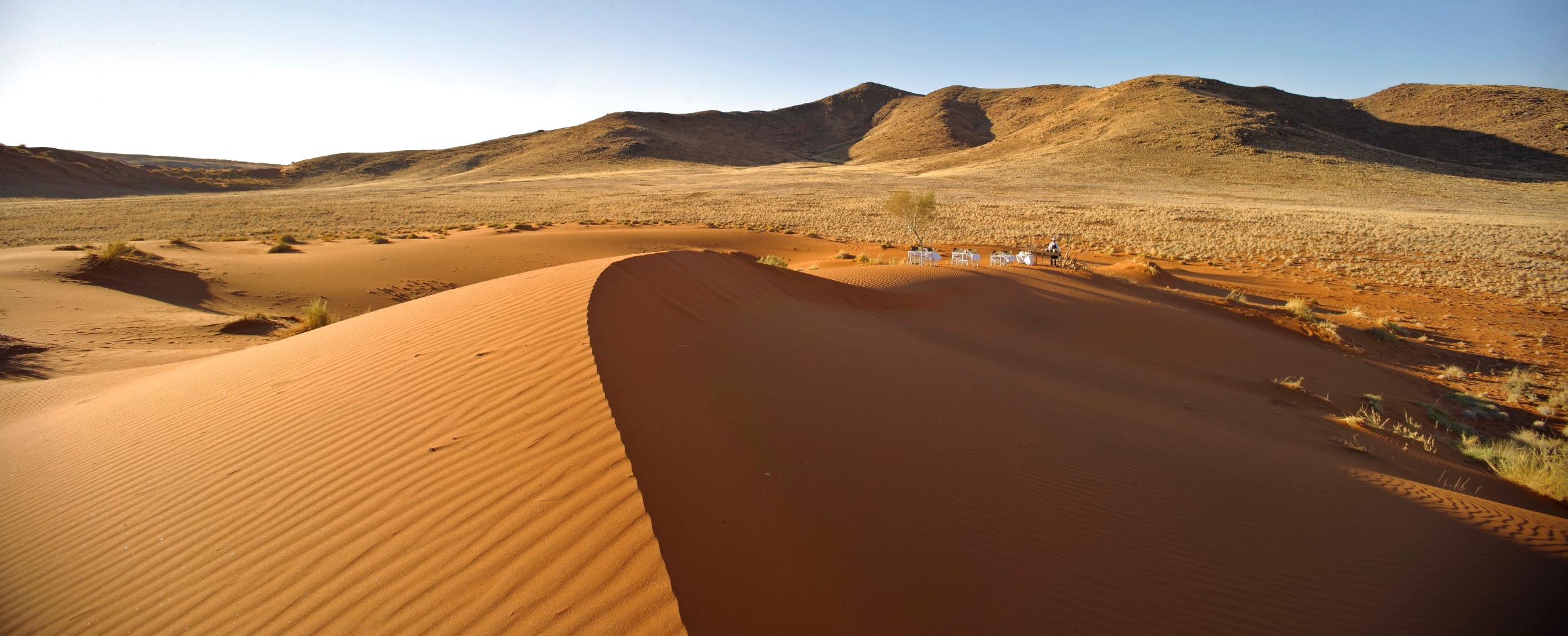 LUXURY ESCAPES LAUNCH IN 2019: &BEYOND SOSSUSVLEI DESERT LODGE 假期中，预见奢华 - 古老沙漠的华丽野宴