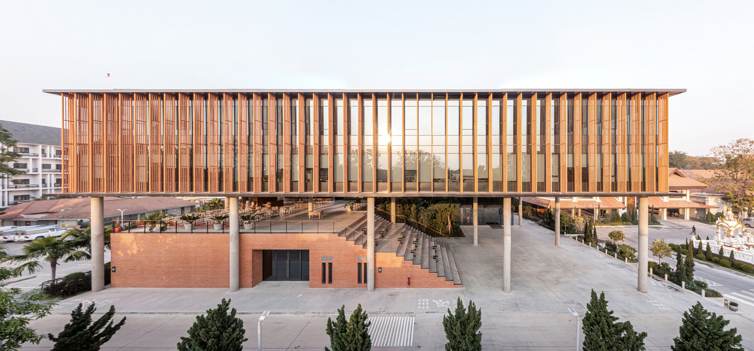 OFFICE OF THE FUTURE: CHOICE HEADQUARTERS 未来办公室 - 传统与现代完美交会