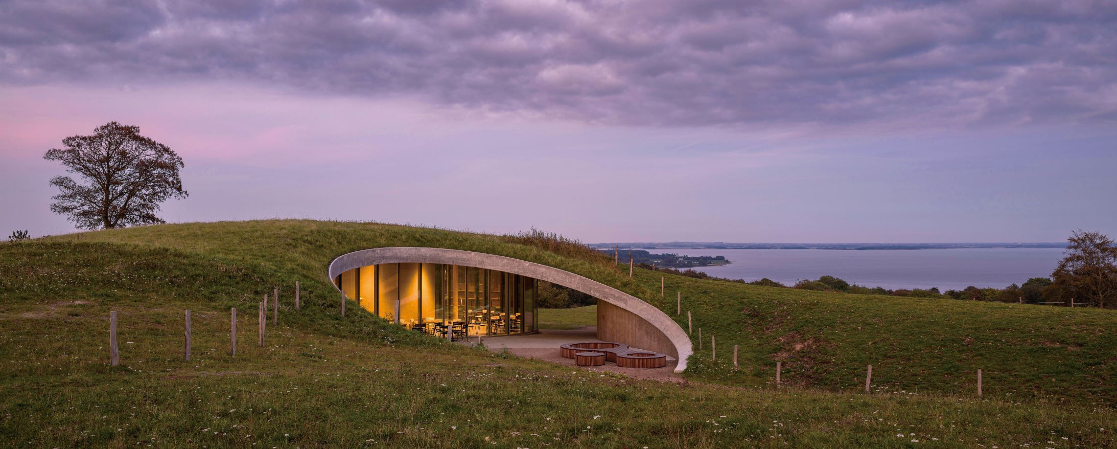 LANDSCAPE ARCHITECTURE: SKAMLINGSBANKEN VISITOR CENTRE 景观建筑 与环境共舞 - 镶在丘陵里的游客中心