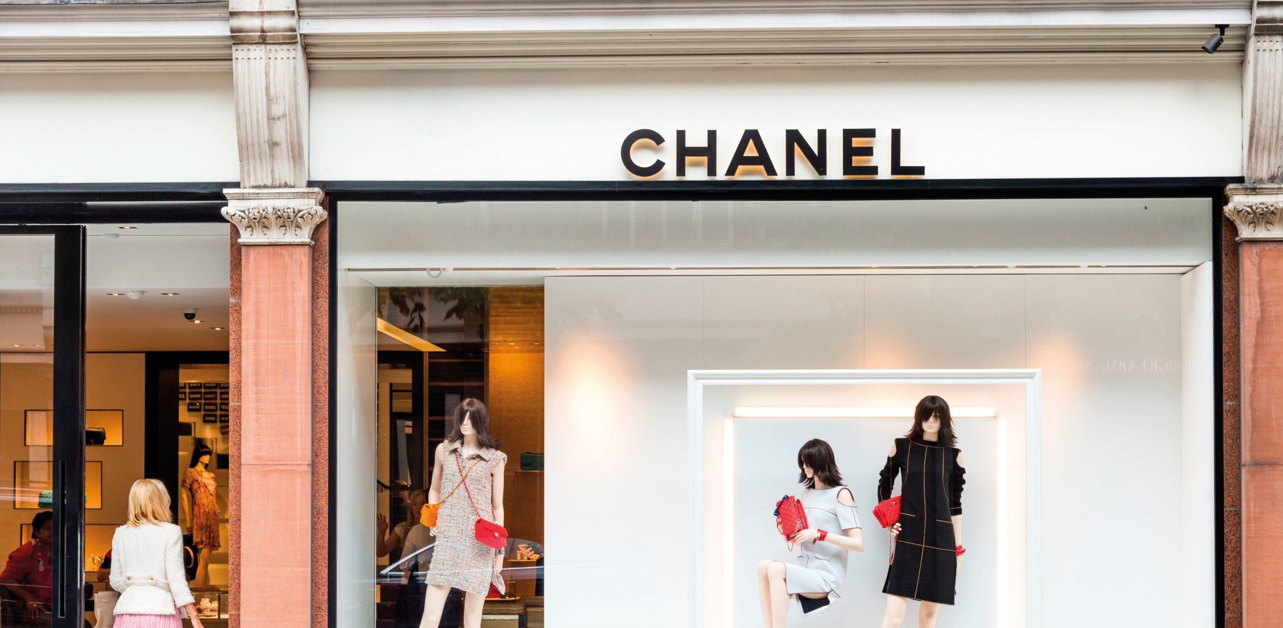 Chanel 炫耀的身價，而花落誰家？