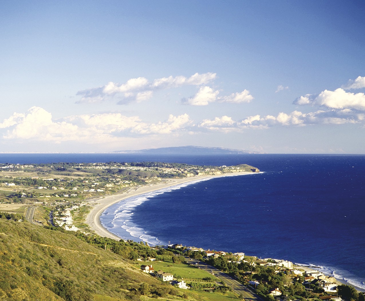 海天一色盡收眼底，遼闊的自然美景，是馬里布海灘吸引好萊塢明星們進駐的主要原因。