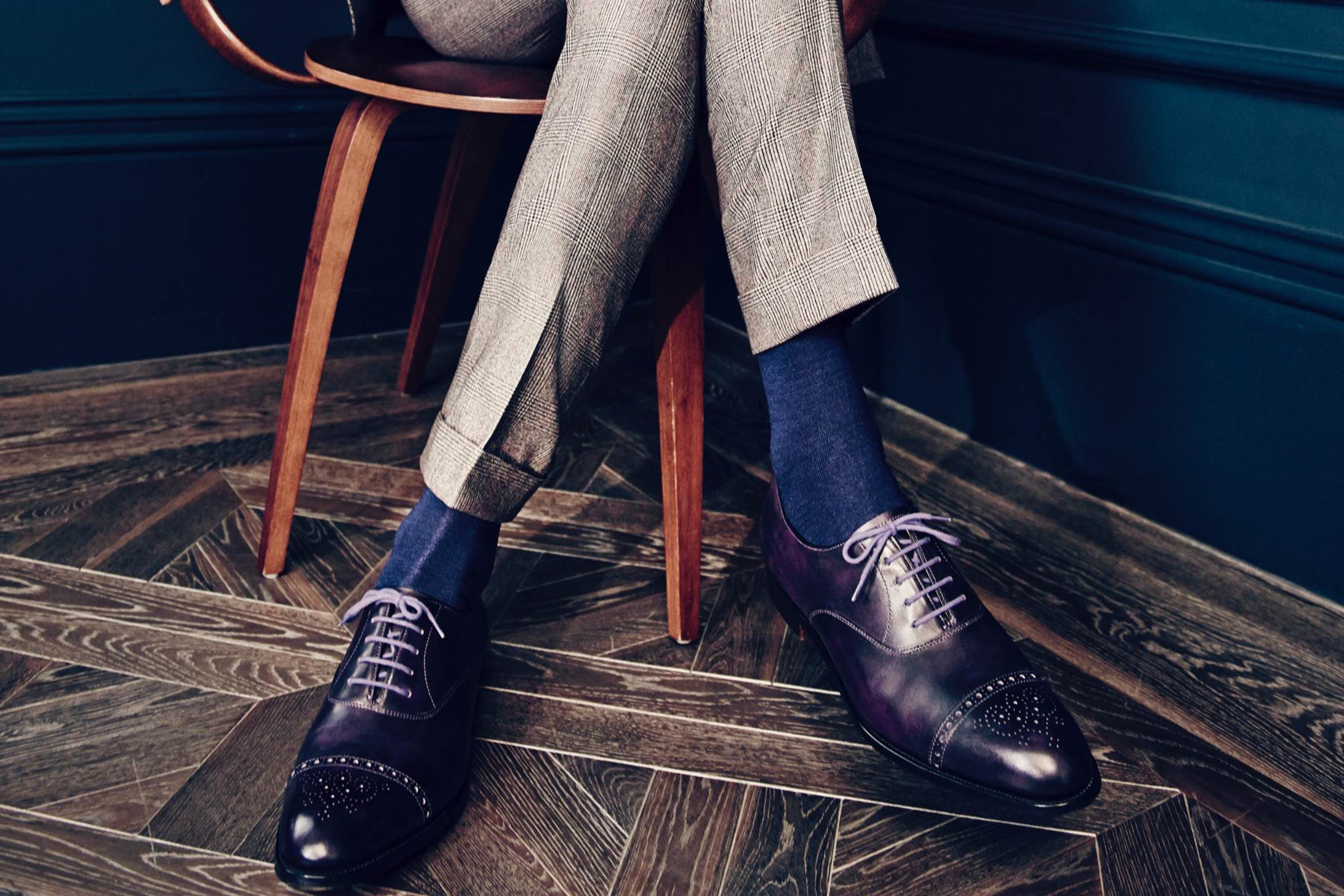 男性奢華襪子市場從來無畏景氣影響，是個人身份的品味象徵。