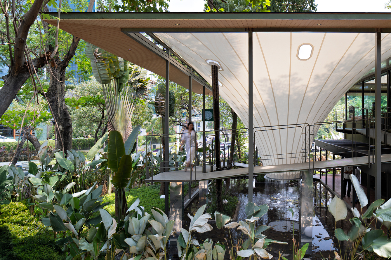 GLOBAL DINING DESIGN：Stalk Tree-hugger Bar 全球风格餐饮设计 - 以白色画布描绘树影