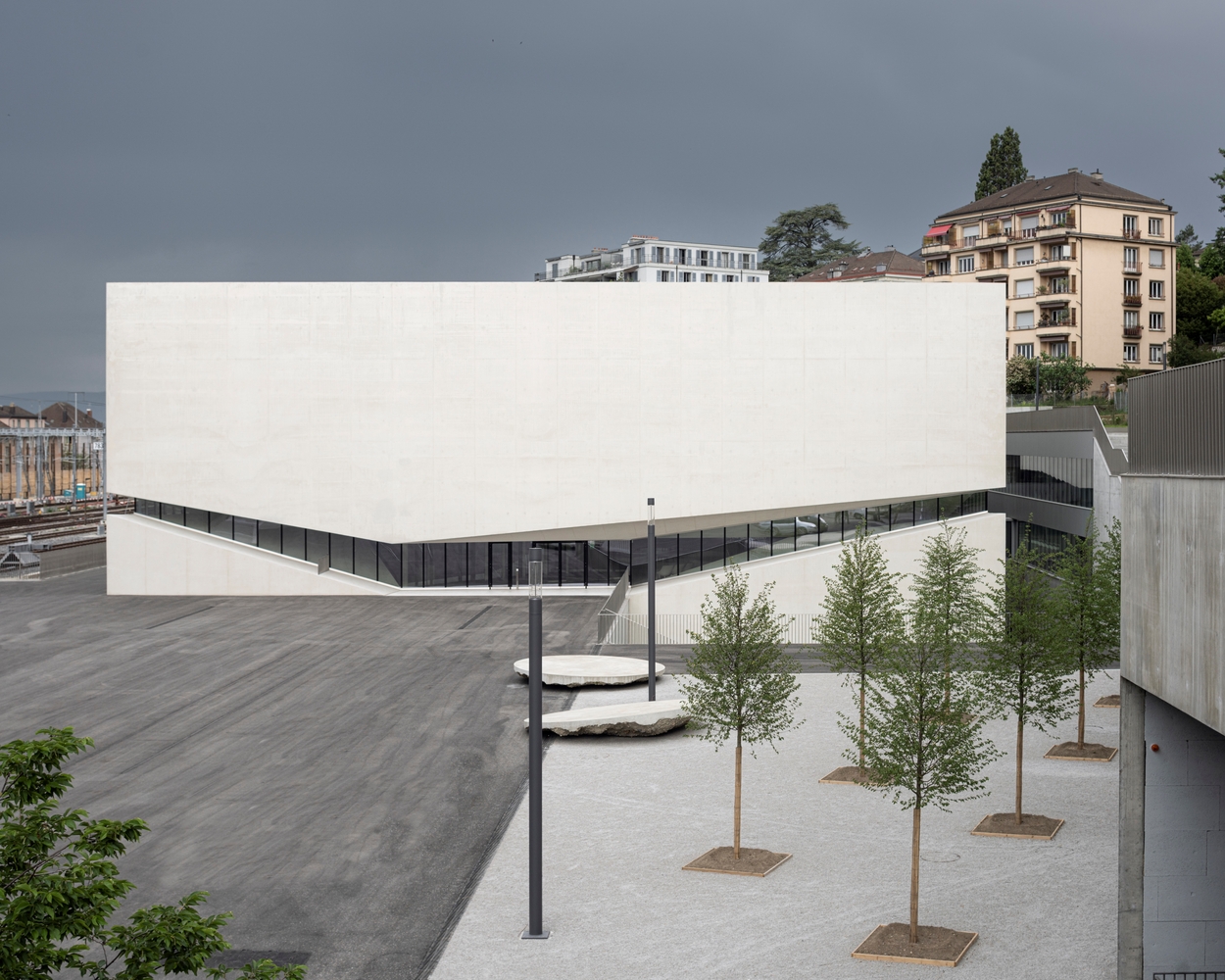 GRAYSCALE IDEAS: PLATEFORME 10 ARTS DISTRICT 灰阶极简美学 - 几何量体极简美学