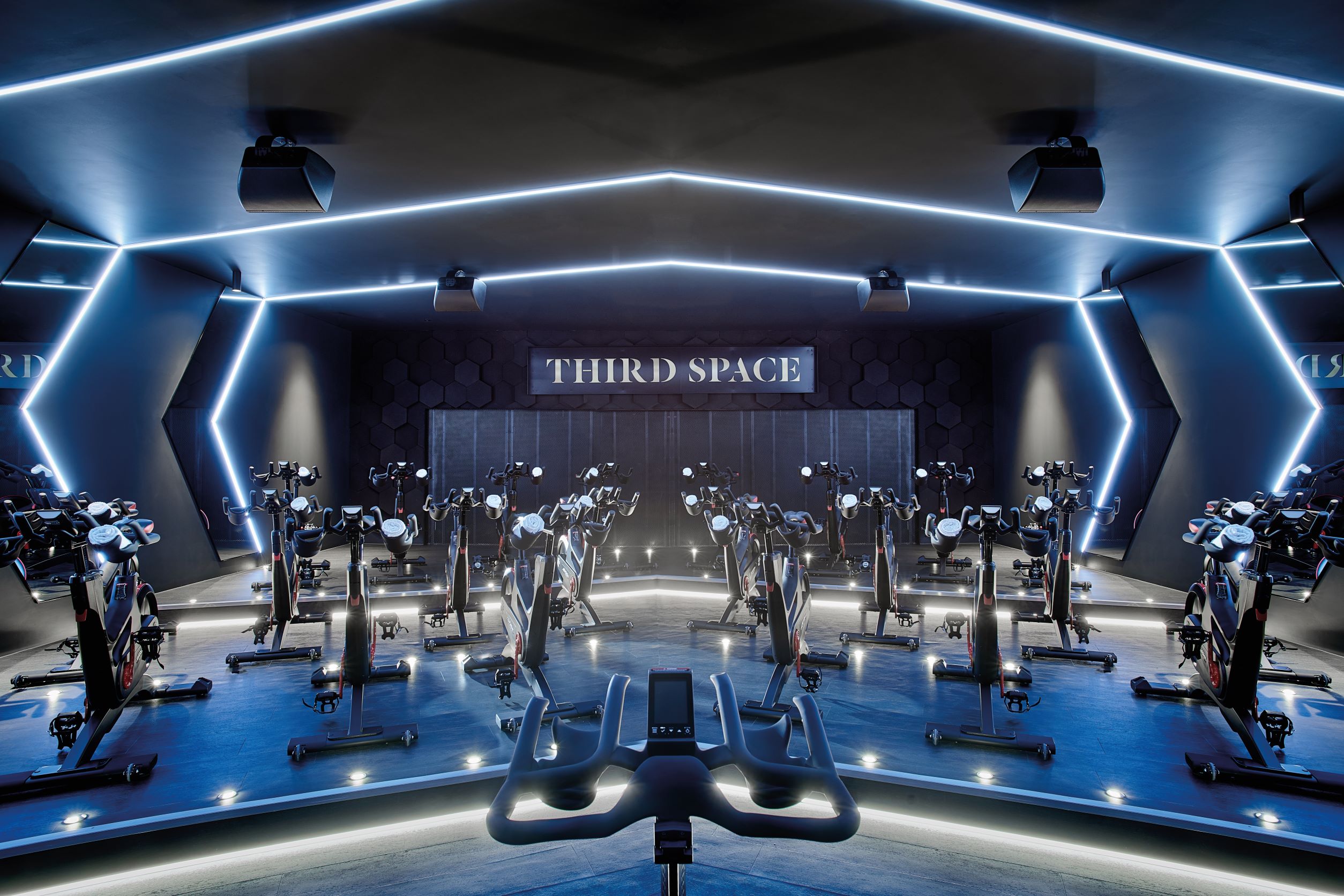WORLD’S STYLISH AND LUXURY FITNESS CLUBS: THIRD SPACE ISLINGTON 极致健身俱乐部 - 奢华健身俱乐部最佳代表
