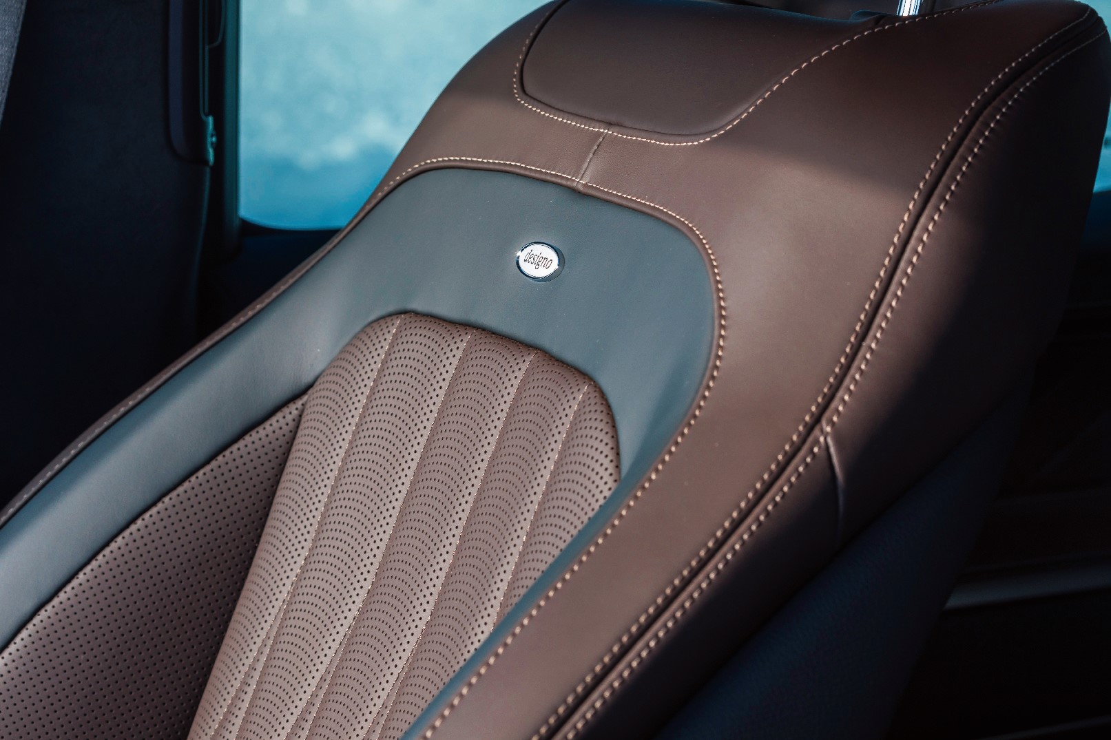 高級皮革內裝，代表著 G-Class 硬派但又華麗的越野本質。