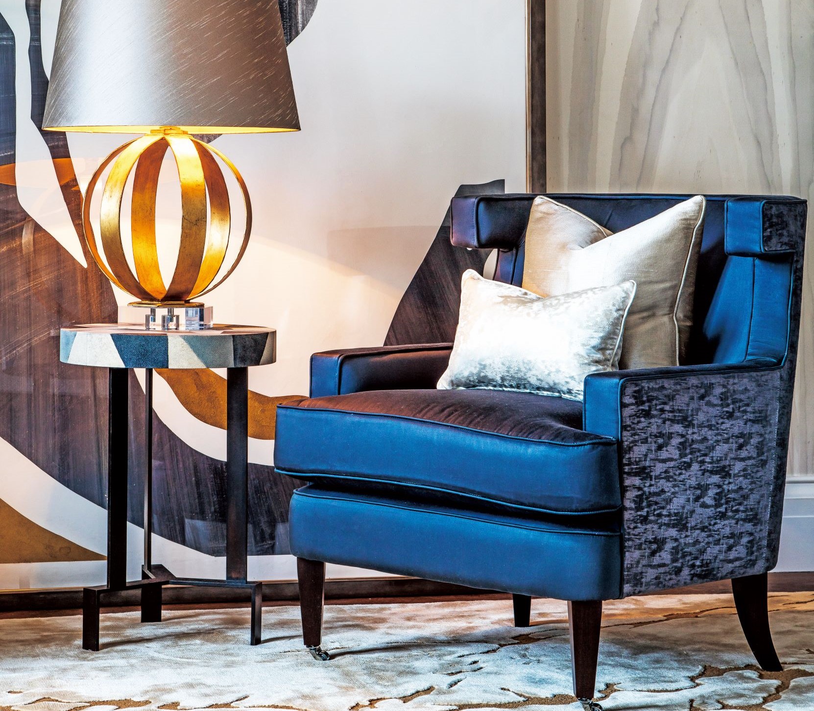 Katharine 著重細節之心，更善於藉由顏色與材質紋理締造美不勝收的古典氣派。